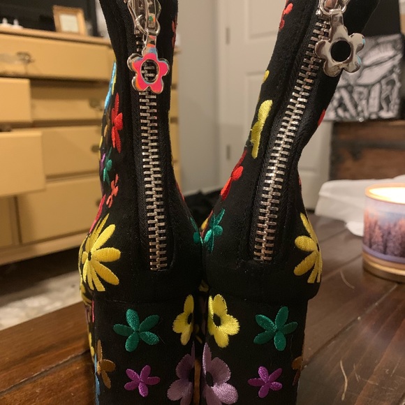 current mood penny's platform boots